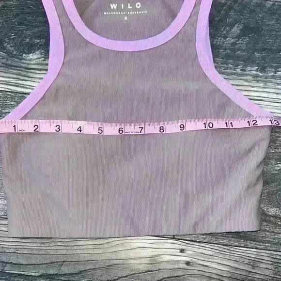 Wilo Ribbed Racerback Tank Top Sports Bra - Picture 4 of 7